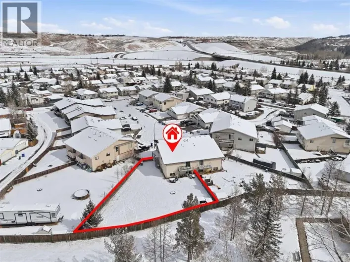 18 West McDonald Place, Cochrane