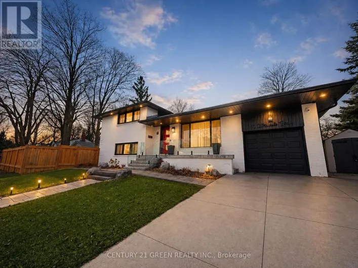 18 WINSDALE ROAD, Toronto