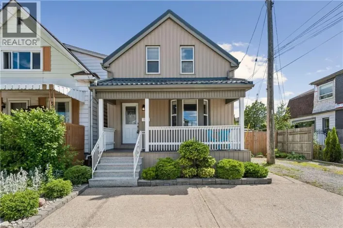 180 CAMPBELL Avenue, Hamilton