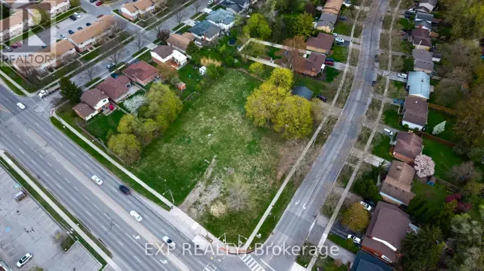 180 COMMISSIONERS ROAD W, London South