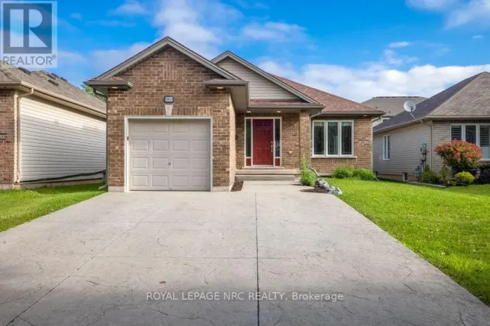 House for sale: 180 DRAPERS STREET, Welland