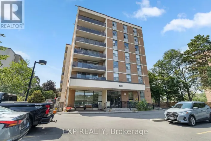 180 DUDLEY AVENUE, Markham