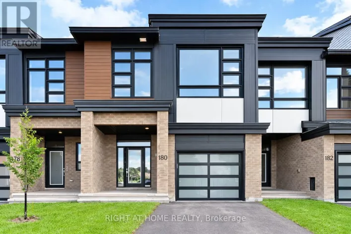 180 HAWKESWOOD DRIVE, Ottawa