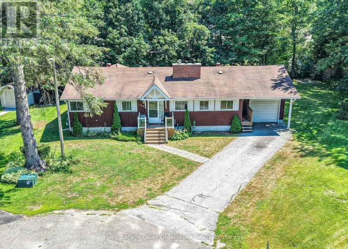 180 LOFTY PINES CRESCENT, Gravenhurst)
