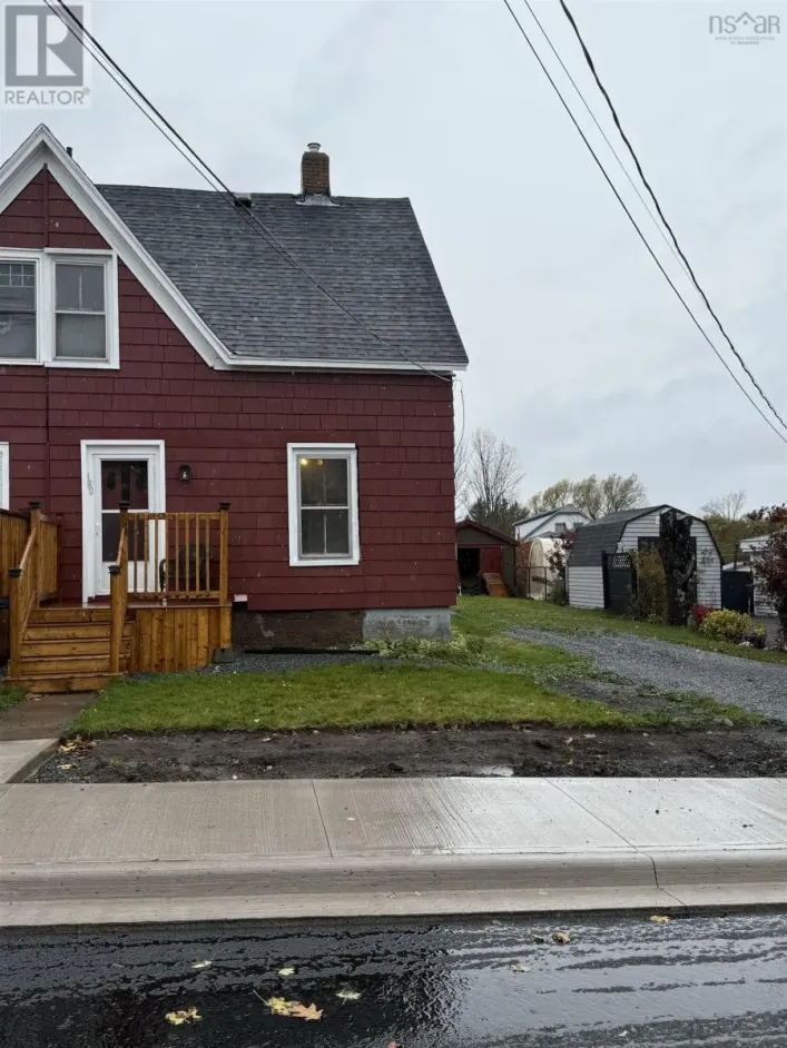 180 Rutherford Street, Stellarton