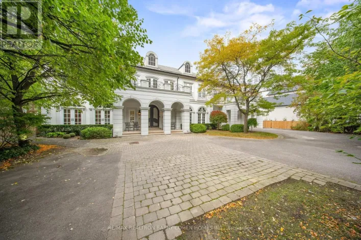 180 SANDRINGHAM DRIVE, Toronto