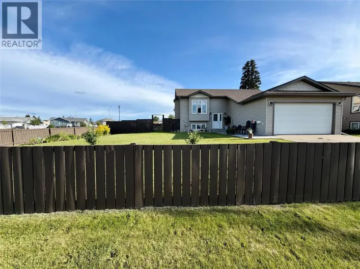 1801 109 Avenue, Dawson Creek