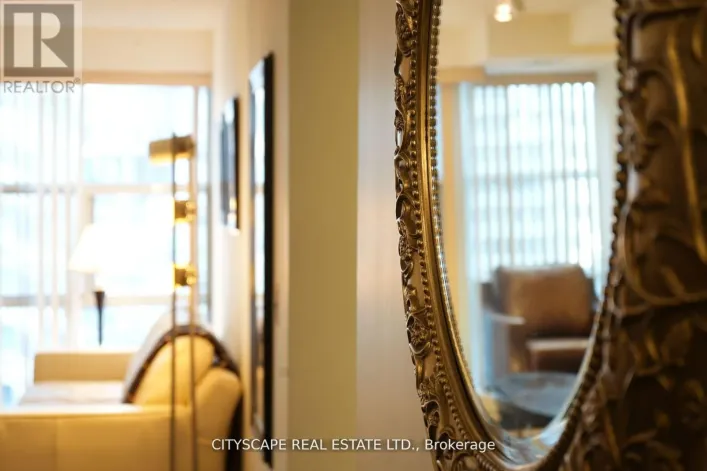 1801 - 11 ST JOSEPH STREET, Toronto