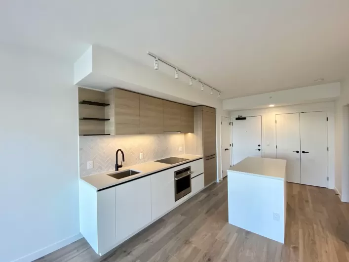 1801 13428 105 AVENUE, Surrey