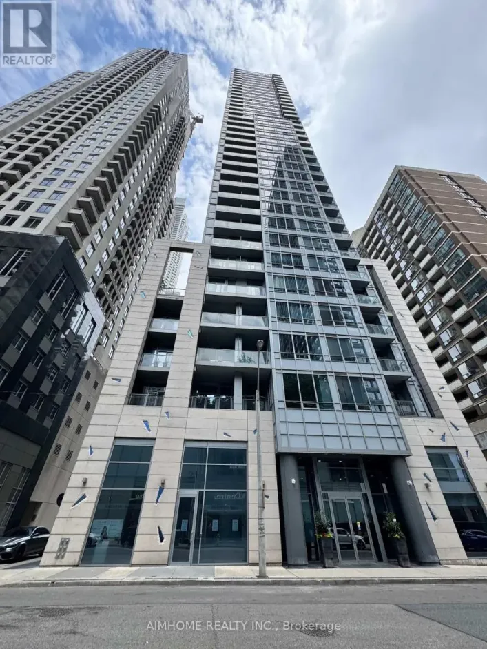 1801 - 21 BALMUTO STREET, Toronto