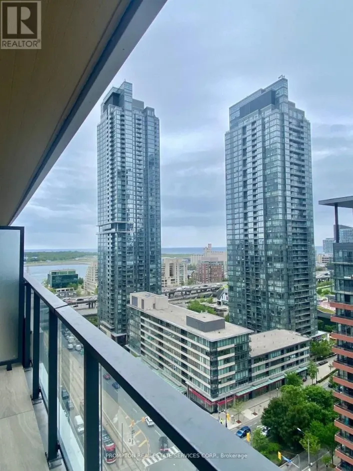 1802 - 3 CONCORD CITYPLACE WAY, Toronto