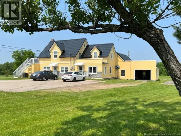 Triplex for sale: 1804 Saint Ignace Road, Saint-Ignace