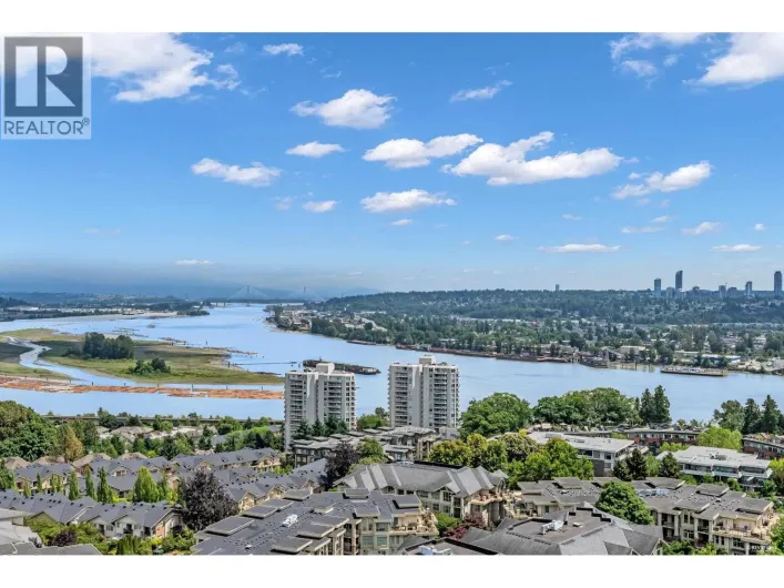1805 280 ROSS DRIVE, New Westminster