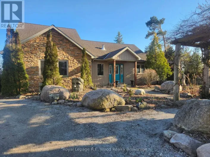 1806 LAKESHORE ROAD, Haldimand