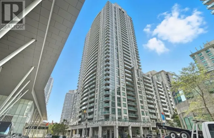 1807 - 19 GRAND TRUNK CRESCENT, Toronto