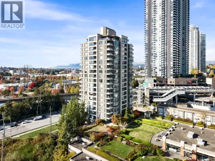 1807 4118 DAWSON STREET, Burnaby