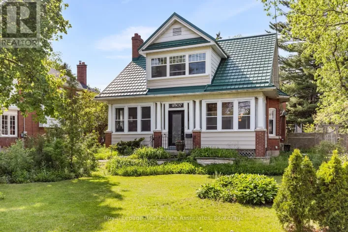 1807 BALSAM AVENUE, Mississauga