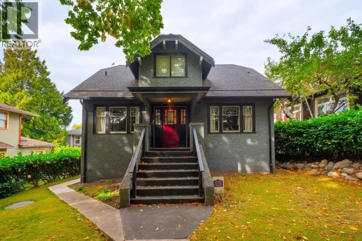 1809 VENABLES STREET, Vancouver