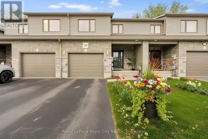 181 HALLS DRIVE, Centre Wellington