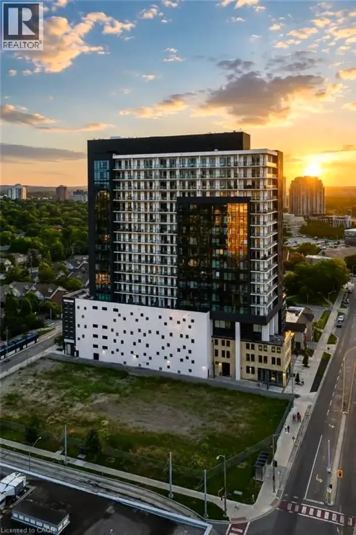 Apartment for sale: 181 KING Street S Unit# 1907, Waterloo