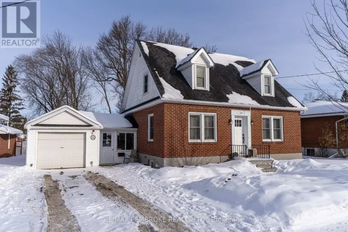 181 MORRIS STREET, Pembroke