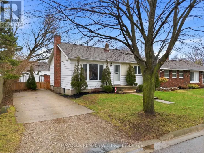 181 PICTON STREET W, Goderich)