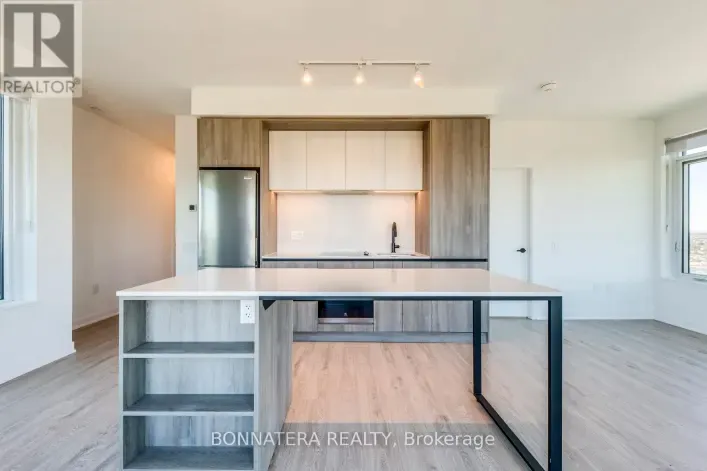 1810 - 2495 EGLINTON AVENUE W, Mississauga