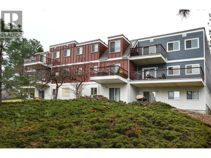 1810 SUMMIT Drive Unit# 9, Kamloops