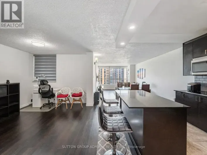 1811 - 10 MARTHA EATON WAY, Toronto