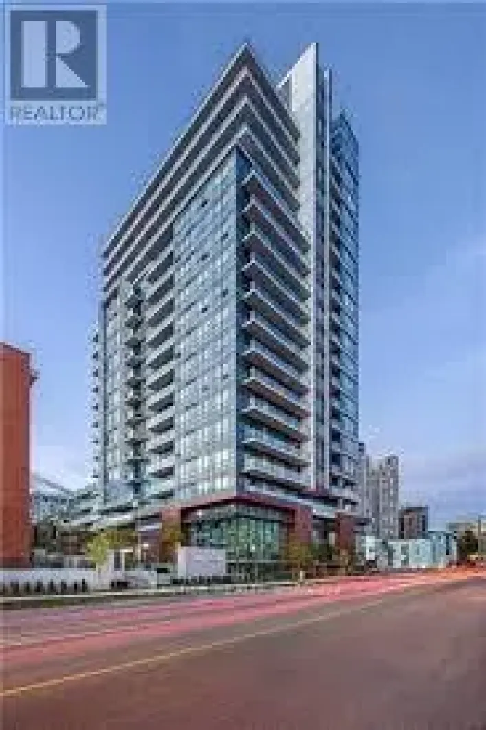 1811 - 68 CANTERBURY PLACE, Toronto