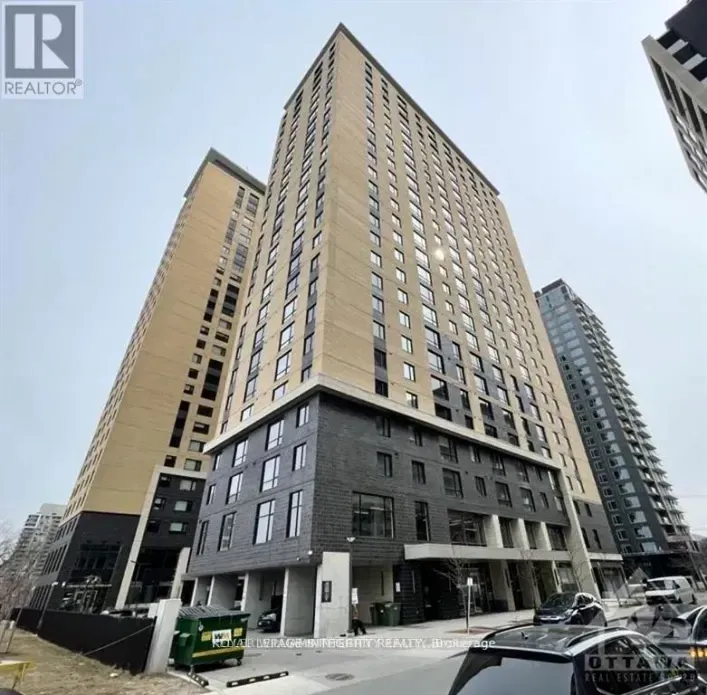 1812 - 105 CHAMPAGNE AVENUE, Ottawa