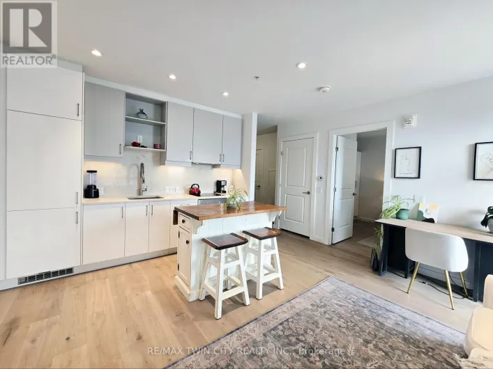 1812 - 181 KING STREET S, Waterloo