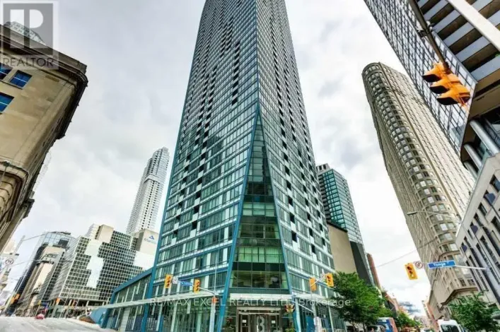 1812 - 8 THE ESPLANADE, Toronto