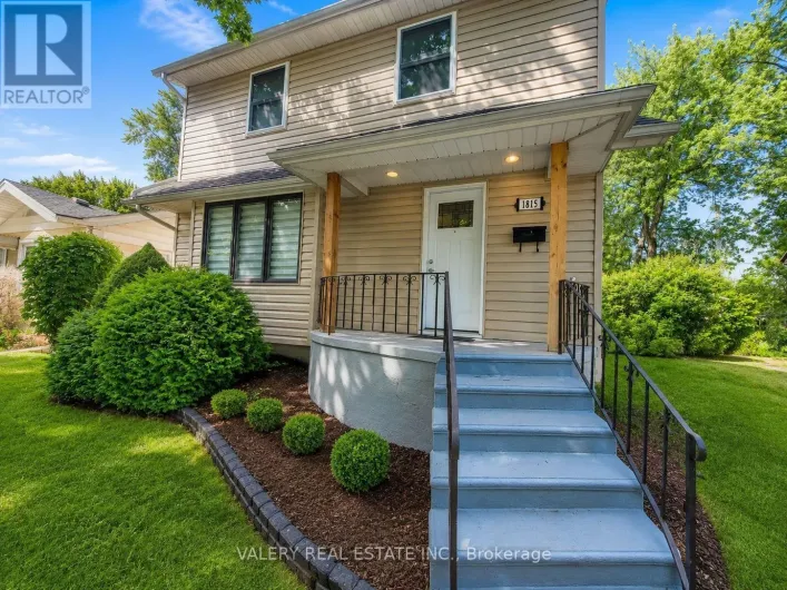 1815 FRANCOIS ROAD, Windsor