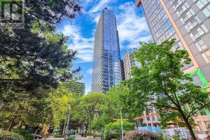 1816 - 1 GLOUCESTER STREET, Toronto