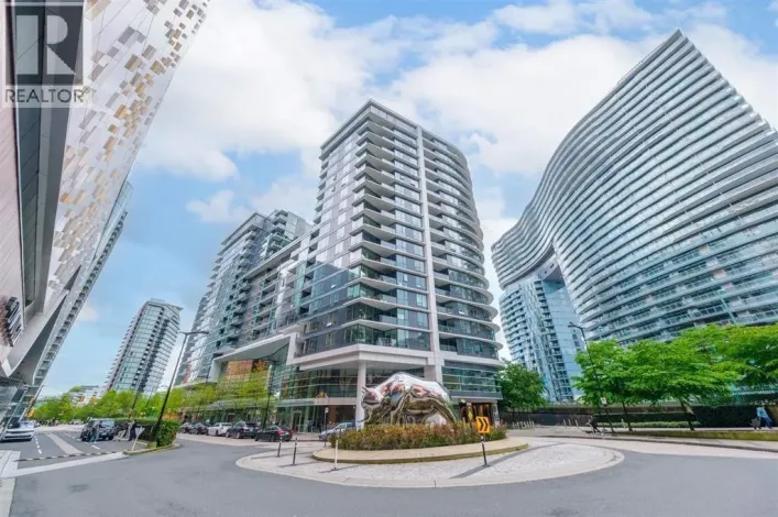 1817 68 SMITHE STREET, Vancouver