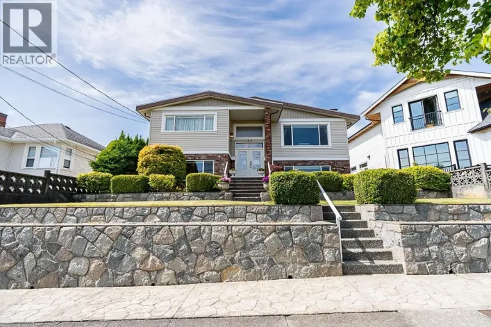 1817 EDINBURGH STREET, New Westminster