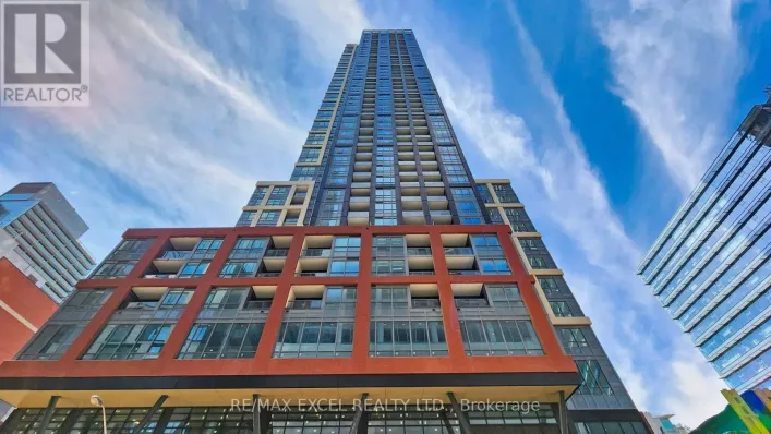 Apartment for sale: 1818 - 108 PETER STREET, Toronto