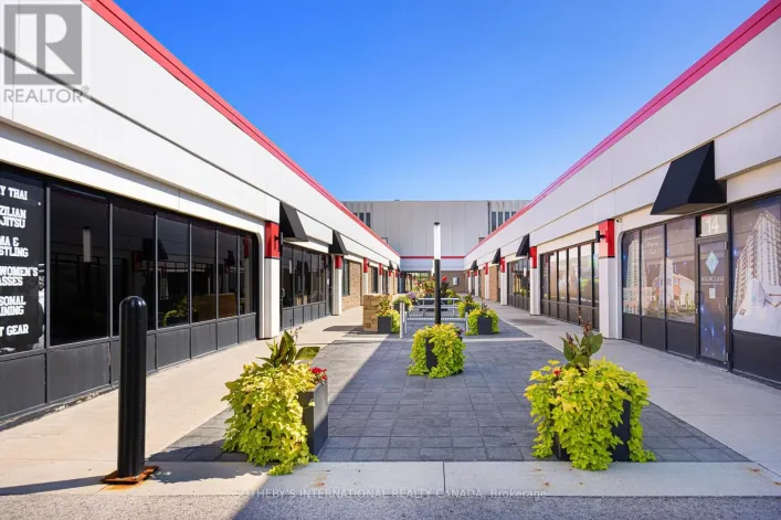 18-19 - 755 QUEENSWAY E, Mississauga