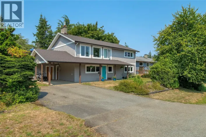 182 Crawford Rd, Campbell River