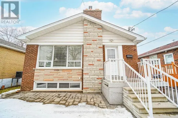 182 CROCUS DRIVE, Toronto