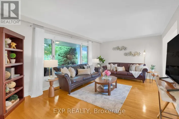 182 DERRYDOWN ROAD, Toronto