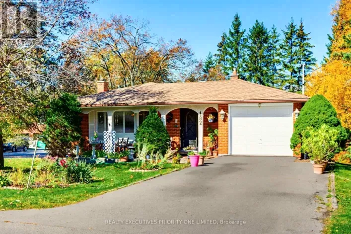 182 DEW STREET, King