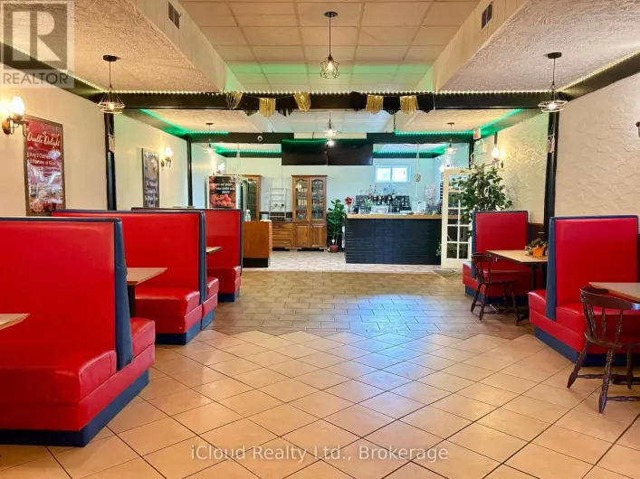 182 KING STREET, Welland