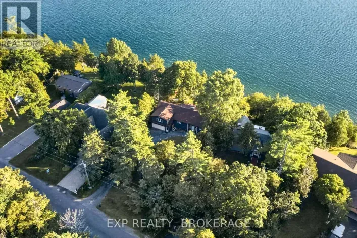 182 NICHOLSON POINT ROAD, Loyalist