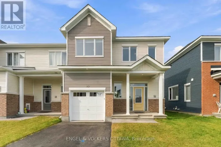Row / Townhouse for sale: 182 RYAN REYNOLDS WAY, Ottawa