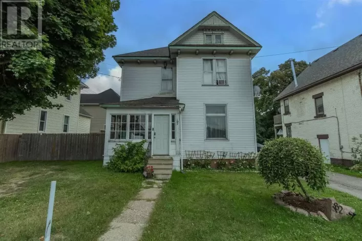 182 Spring ST, Sault Ste Marie