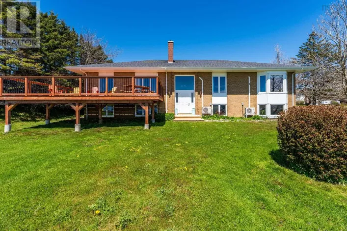 18-20 Harbourview Drive, Yarmouth