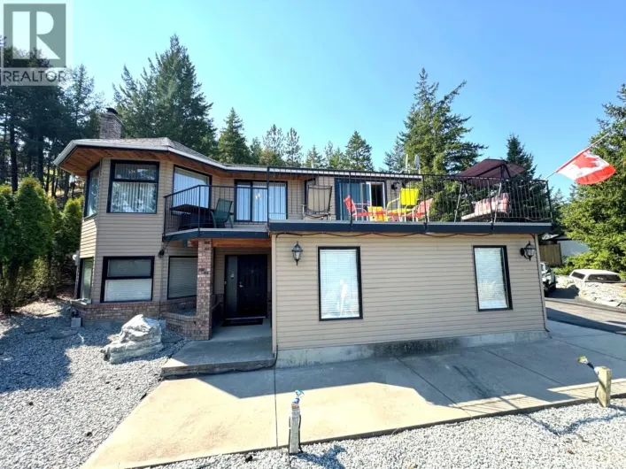 1820 Olympus Way, West Kelowna