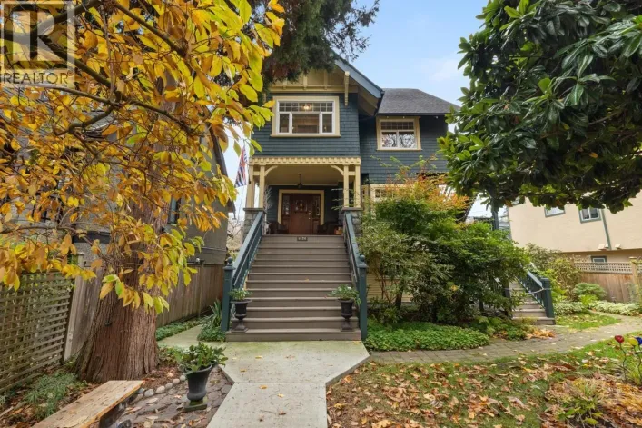 1820 W 11TH AVENUE, Vancouver